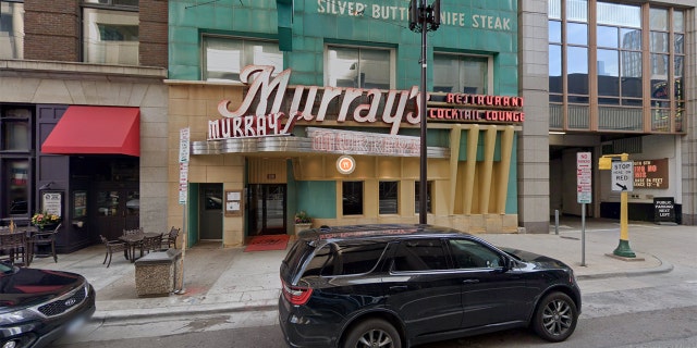 Murray's Restaurant claims that none of its staffers came into "close proximity" wiht the president during Wednesday's event.