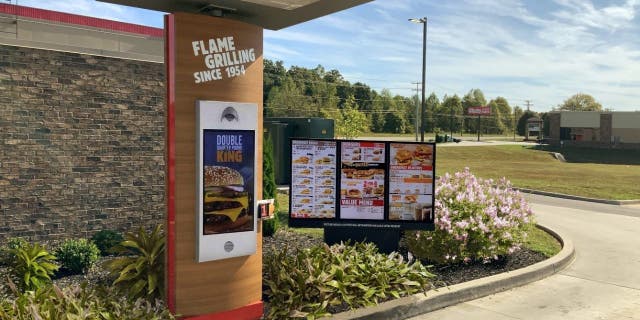 The new menu boards have already been installed at 1,500 Burger King locations in the U.S. (CNW Group/Restaurant Brands International Inc.)