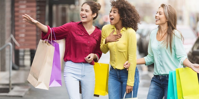 Memorial Day weekend is upon us, and while the unofficial kickoff of summer may be a gift in itself, there’s plenty of deals to be had.