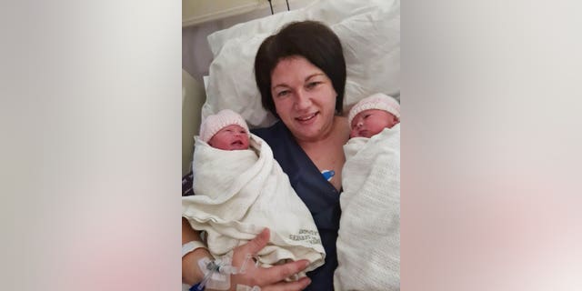 ❤ La naissance miraculeuse de jumelles en Irlande du Nord alors que leur maman a été plongée dans le coma ❤  Covid-twins-pro-578272