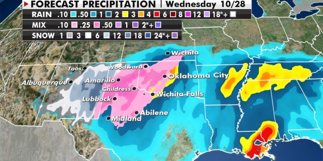 Forecast snow and ice accumulations from the major storm system.