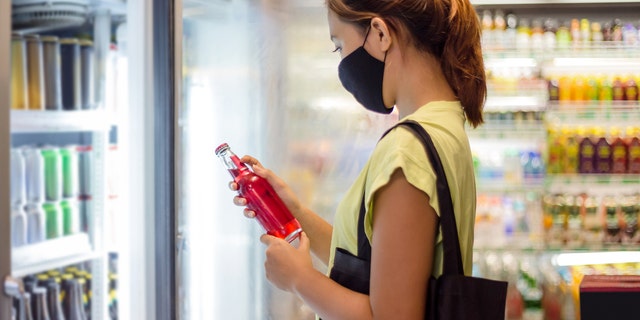 Artificially sweetened drinks may not be a healthier option after all, (iStock)