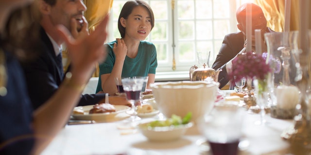 Health experts advise against inviting non-household members over, especially amid upcoming holidays, due to risk of virus spread. (iStock)