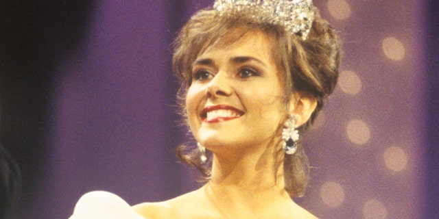 Former Miss America Leanza Cornett S Pal Says We All Believed She Would Beat This Before Tragic Death Fox News