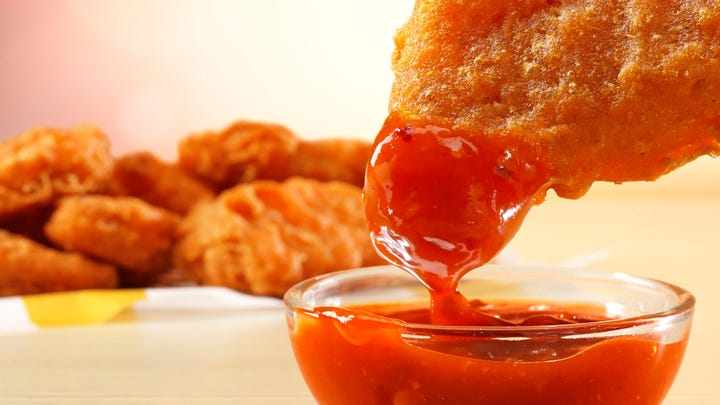 McDonald's issues mask mandate for customers