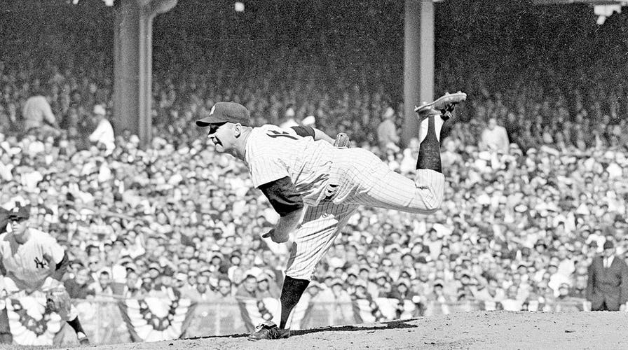 Whitey Ford wins Game 4 of 1950 World Series