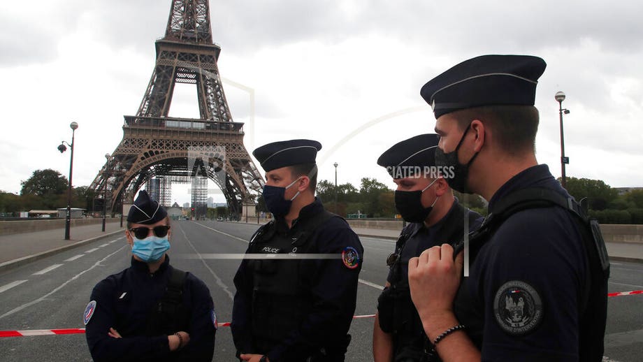 French mob attacks police station with fireworks, metal bars