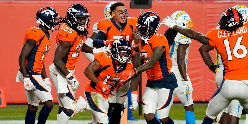 Lock rallies Broncos to last-second 31-30 win over Chargers