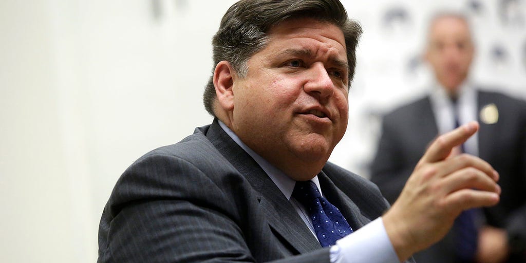 Illinois Gov. Pritzker ripped for threatening sheriffs who vowed not to enforce assault weapons ban - Vimarsana News