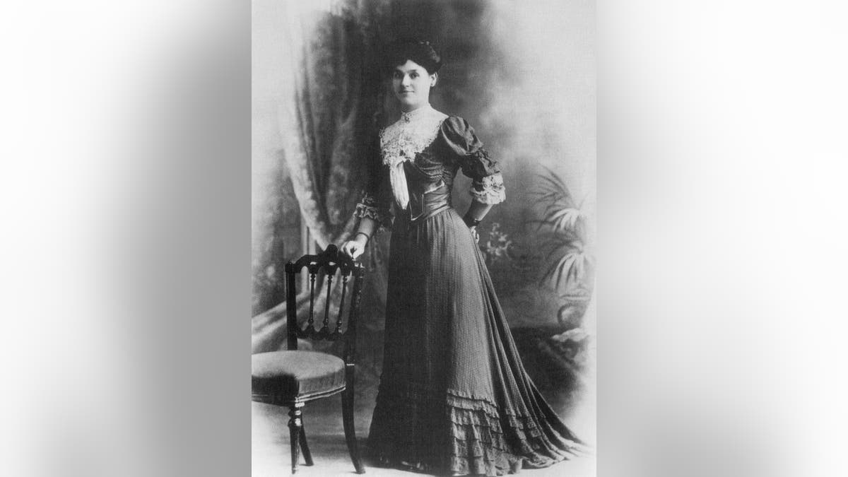 Cary Grant's mother Elsie Leach passed away in 1973 at age 96.
