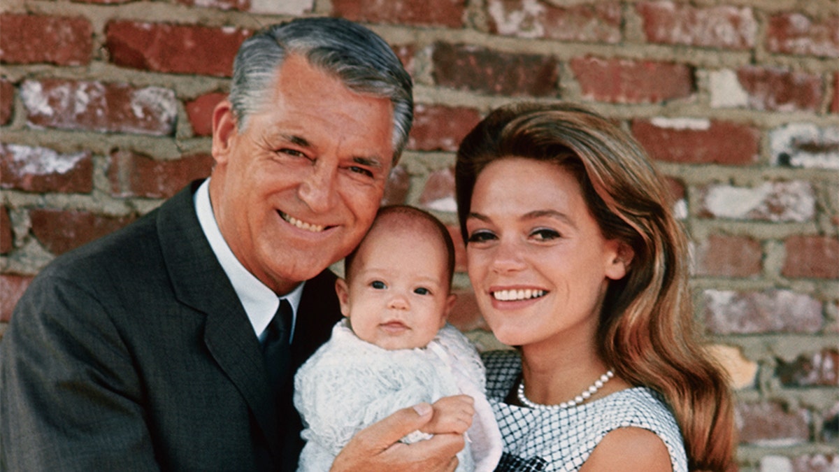 Cary Grant and Dyan Cannon welcomed a daughter named Jennifer in 1966.