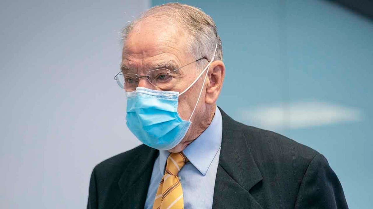 Senator Chuck Grassley (R-IA) walks to a Republican caucus luncheon. (Photo by Sarah Silbiger/Getty Images)