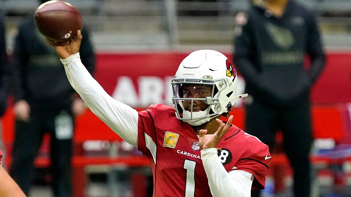 Arizona Cardinals quarterback Kyler Murray (1) throws against the Miami Dolphins during the first half of an NFL football game, Sunday, Nov. 8, 2020, in Glendale, Ariz. With the NFC East a total mess, the conference's West Division is so strong that three teams, possibly all four, figure to challenge for the playoffs. (AP Photo/Rick Scuteri)