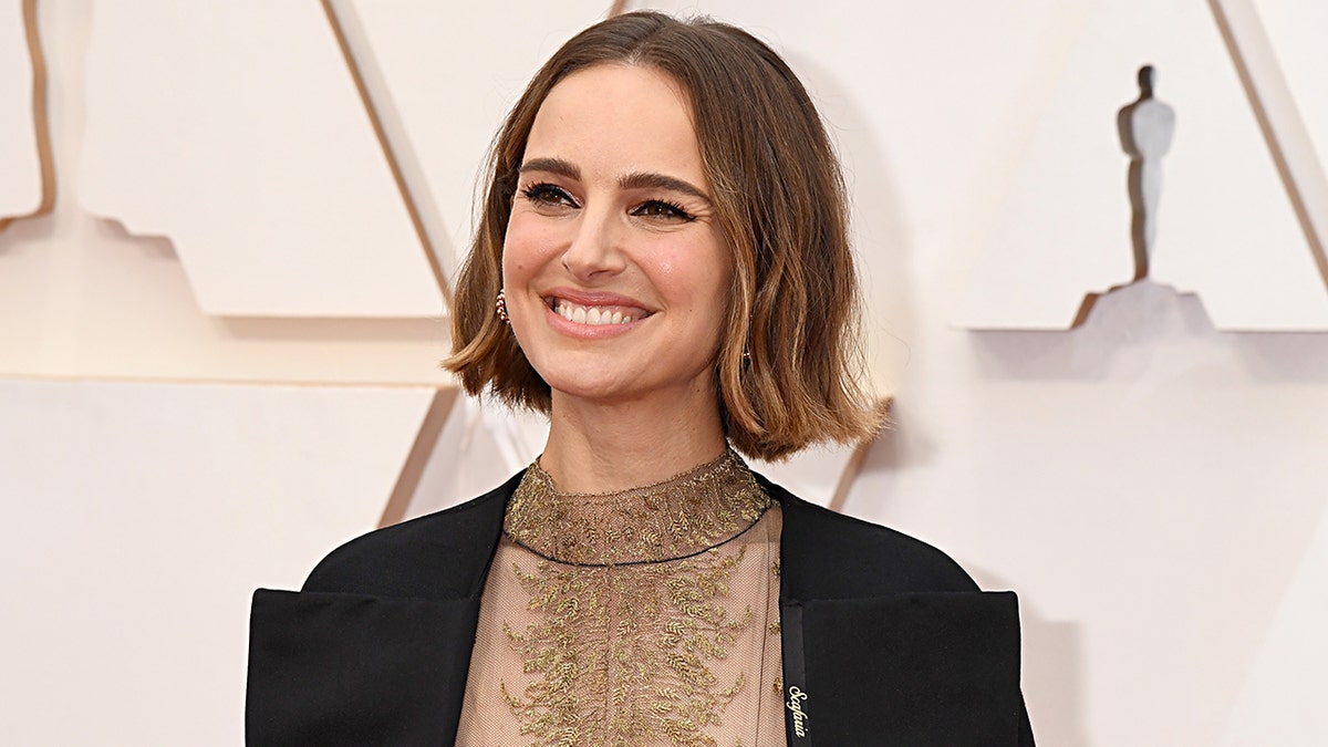 Natalie Portman encouraged fans to vote early. (Jeff Kravitz/FilmMagic)