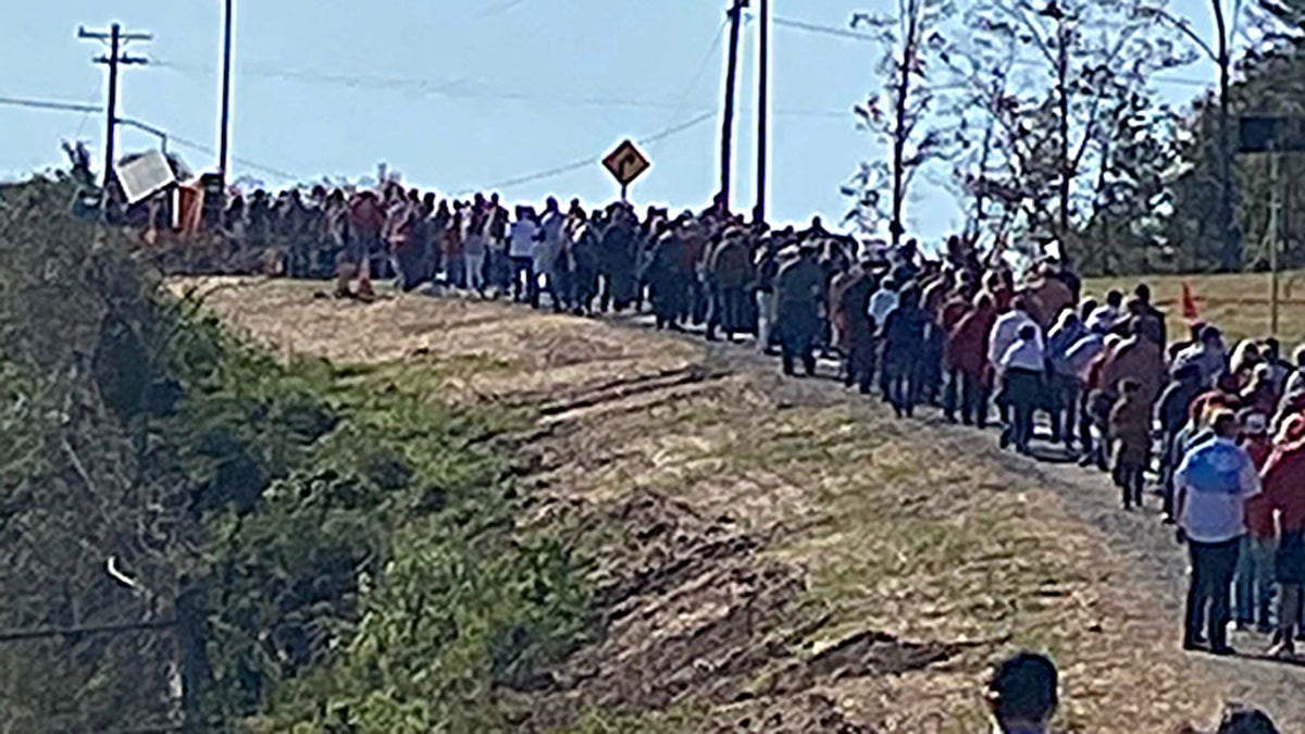 Long lines at Trump's North Carolina rally. (Fox News)