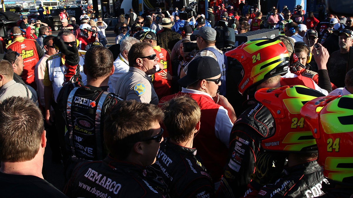 Bowyer's and Gordon's crews came to blows following the Phoenix wreck.