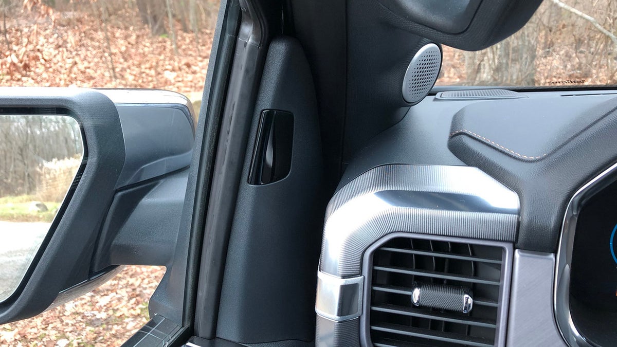 Ford F 150 Mystery What Are Those Invisible Flashing Lights In The Cabin Fox News Autos Investigates