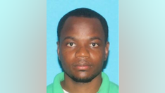 Arkansas police officer fatally shot, suspect on the run: report