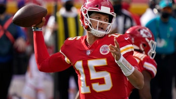 Chiefs escape with 33-31 win when Panthers FG is wide right