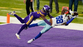 Andy Dalton's 3 TDs lift Cowboys past Vikings 31-28