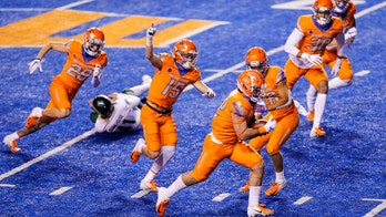 Boise St blocks 3 kicks for scores, routs Colorado St 52-21