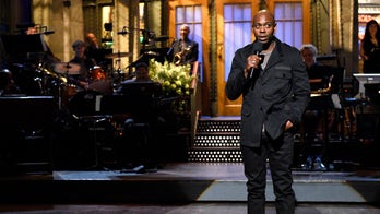 Dave Chappelle returns to 'SNL' -- 4 years after saying he'd 'give Trump a chance'