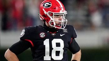 What a debut! Daniels' 401 yards, 4 TDs leads No. 13 Georgia