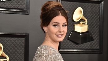 Lana Del Rey addresses mesh face mask controversy, says it 'had plastic on the inside'