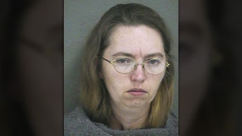 Lisa Montgomery's lawyers seek to delay execution after contracting coronavirus