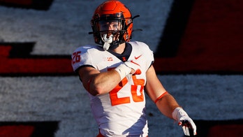 McCourt's late field goal sends Illinois past Rutgers 23-20