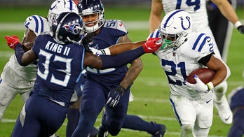 Colts grab tiebreaker in AFC South by beating Titans 34-17