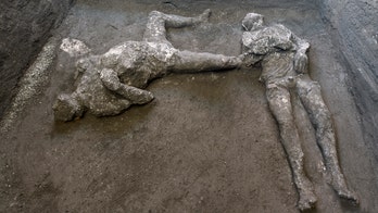 Pompeii ruins unearth 'master and slave' remains