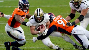 Hill leads Saints to 31-3 rout of QB-challenged Broncos