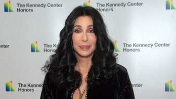 Cher helps rescue world's 'loneliest elephant' from zoo in Pakistan