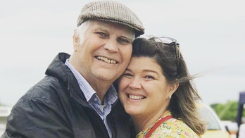 Woman gets job in nursing home during coronavirus pandemic to see father