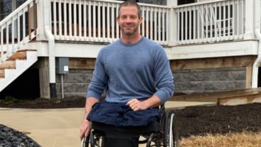 Double amputee veteran on why it is important to support service members during the holidays