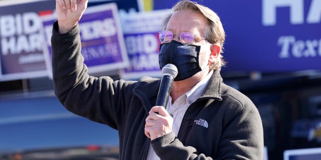 Sen. Gary Peters, D-Mich., Speaking at a campaign event in front of Democratic vice presidential candidate, Sen. Kamala Harris, D-Calif., Tuesday, Tuesday, November 3, 2020, in Southfield, Mich. (AP Photo / Carlos Osorio)