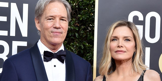大卫·E. Kelley and Michelle Pfeiffer are celebrating 27 结婚年限. (图片来自Axelle / Bauer-Griffin / FilmMagic)