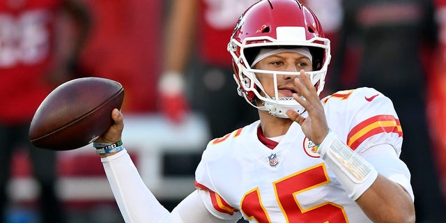 Kansas City Chiefs quarterback Patrick Mahomes (15) throws a pass against the Tampa Bay Buccaneers during the first half of an NFL football game Sunday, Nov. 29, 2020, in Tampa, Fla. (AP Photo/Jason Behnken)