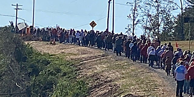 Long lines at Trump's North Carolina rally. (Fox News)
