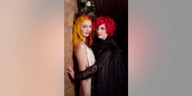 Melissa Russell and Shannon McKenna at their wedding. (SWNS)