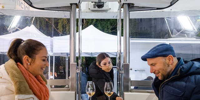 Diners were served a four-course meal in their own carriage. 