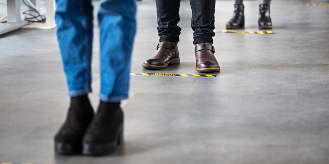 The model estimated that just over 1% of the U.S. population is infected and potentially contagious. (iStock)