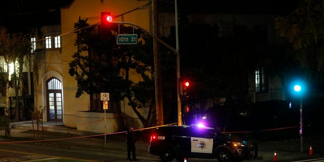 Two people died and multiple others were injured in a stabbing Sunday night at a church in California where homeless people had been brought to shelter from the cold weather, 경찰은 말했다. (Nhat V. Meyer/Bay Area News Group via AP)