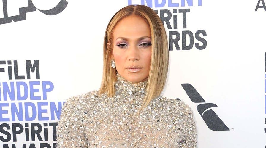 A Fashion Timeline of Jennifer Lopez's Most Iconic Looks – GAZELLE MAGAZINE