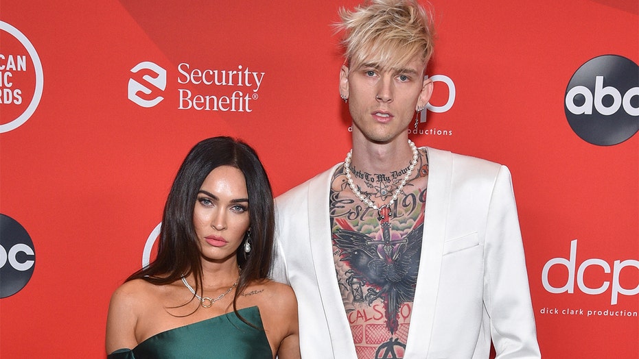 Megan Fox, Machine Gun Kelly make red carpet debut at 2020 AMAs | Fox News