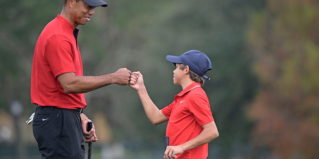 Charlie Woods Fist Pumps Just Like Dad Tiger After Birdie Putt Fox News