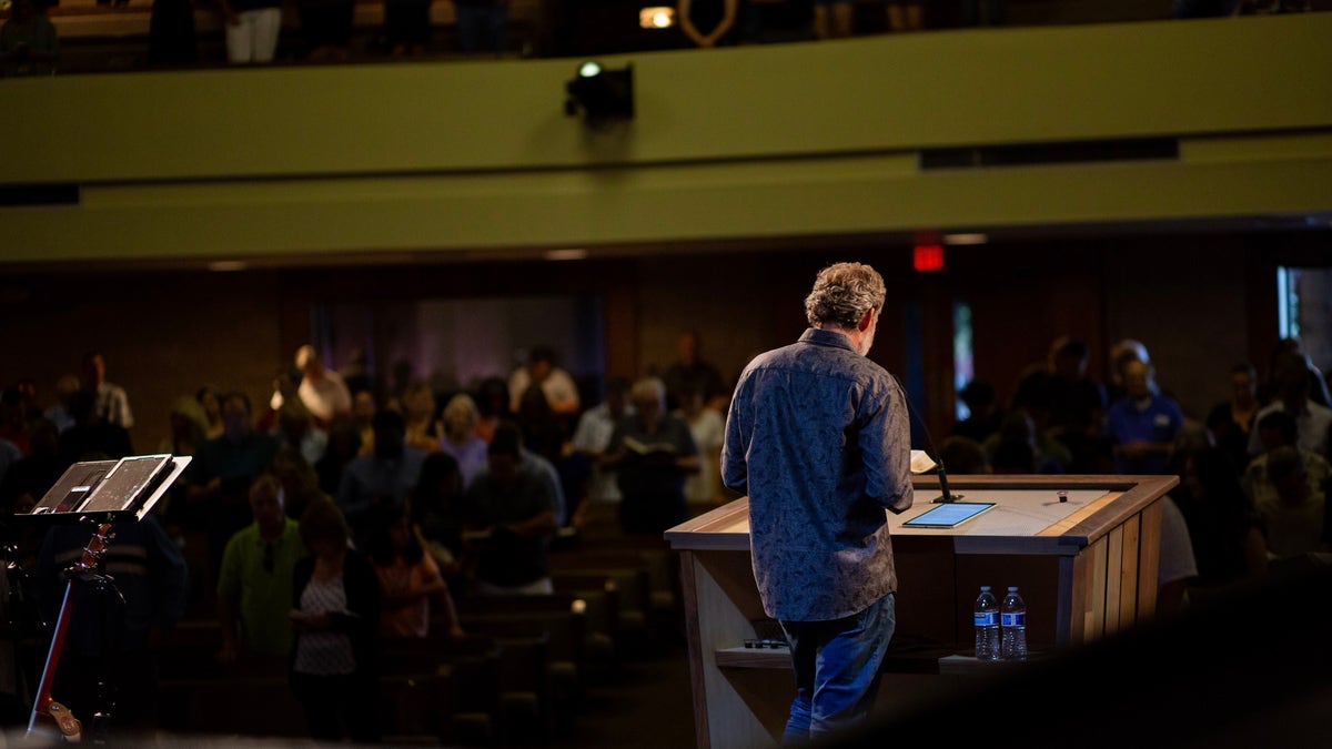Pastor Mike McClure at Calvary Chapel San Jose (HKCREATE)