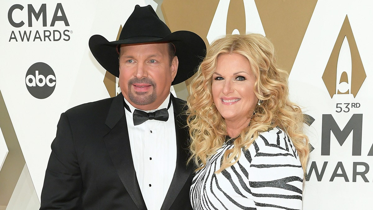 Garth Brooks Trisha Yearwood