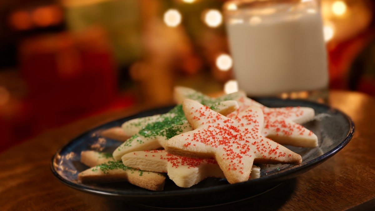 Traditionalists won’t be surprised that sugar (64%) cookies were among the favorite varieties.